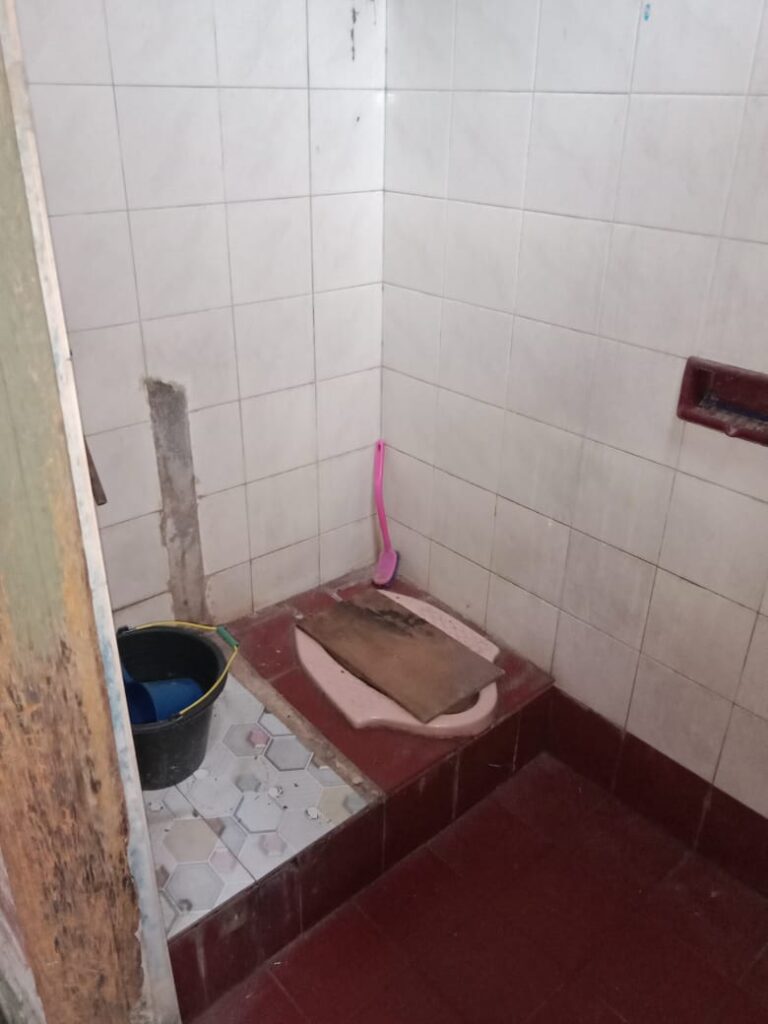 9da4e374-32f5-4045-bf5d-fb834c270e6c